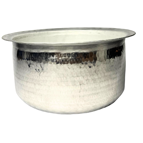 Aluminium deep vessel